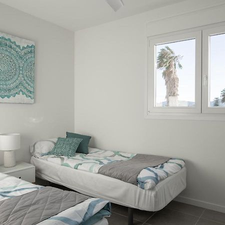 Sunny Apartment In Denia With Outdoor Swimming Pool And Garage Parking Place Included, 300M From The Sandy Beach エクステリア 写真