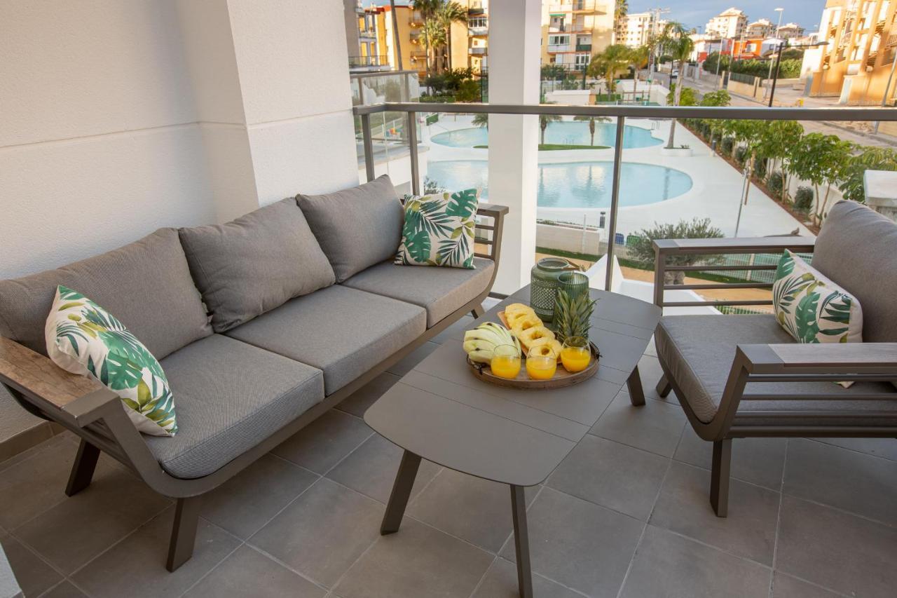 Sunny Apartment In Denia With Outdoor Swimming Pool And Garage Parking Place Included, 300M From The Sandy Beach エクステリア 写真